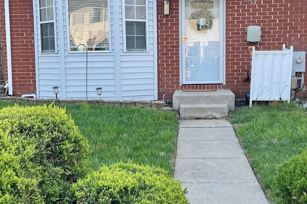 Randallstown House | Randallstown 3 Bedroom Townhome Gem