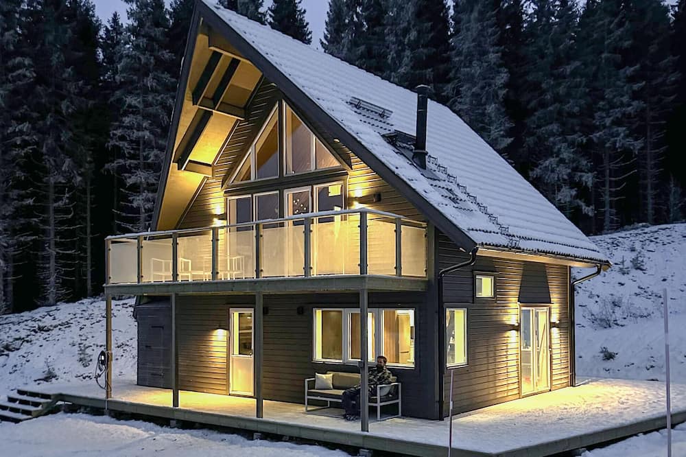 Syssleback House | Amazing home in Sysslebäck with sauna
