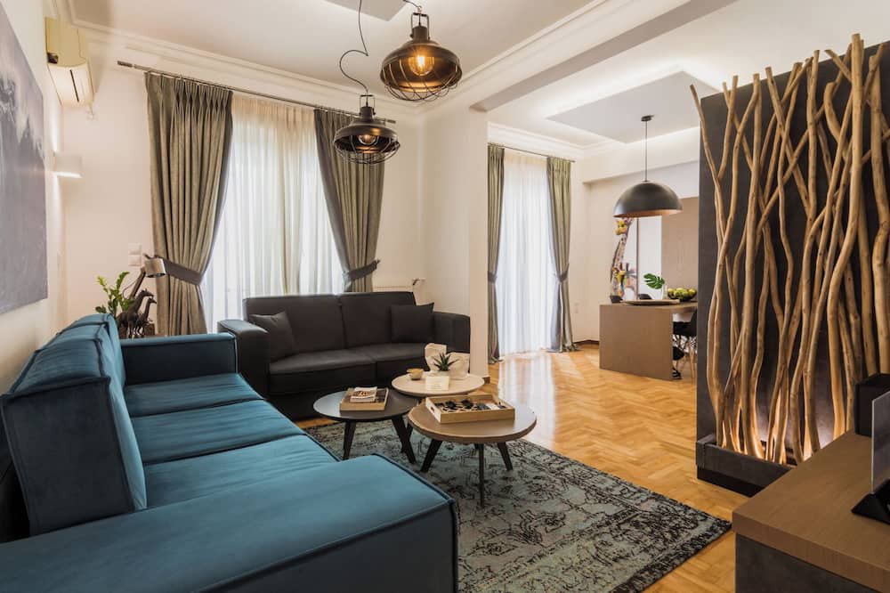 Makrigianni Hotel | Acropolis Executive Suite, Bill & John Apartments & Villas