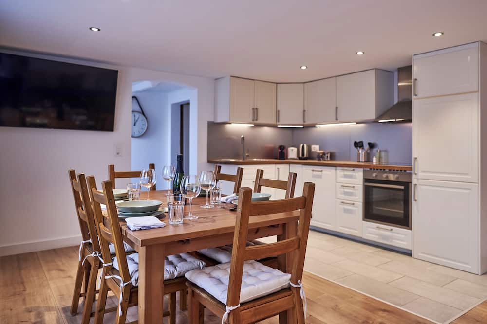 Central Interlaken Apartment | Fantastic 2 Bedroom Garden Apartment with Mountain View in Interlaken