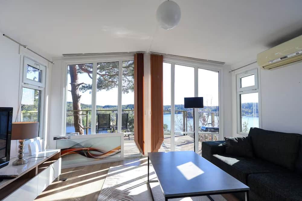 Molnlycke Apartment | 3 Villas 16 Beds-All-Inc- ALL INC - Views - city
