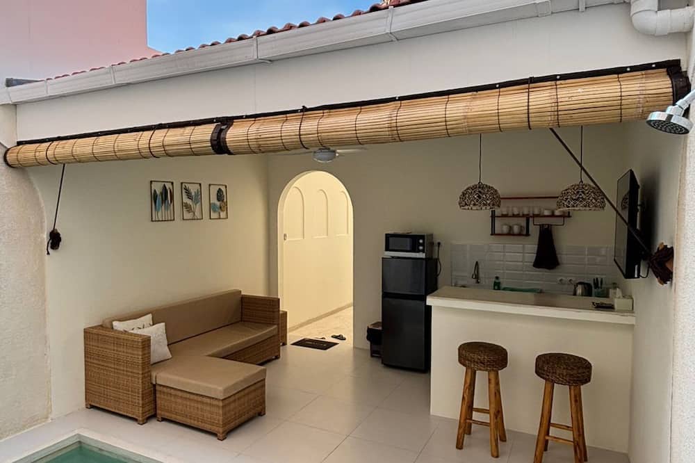 Renon Villa | 2 bedrooms with ricefield view villa in Sanur
