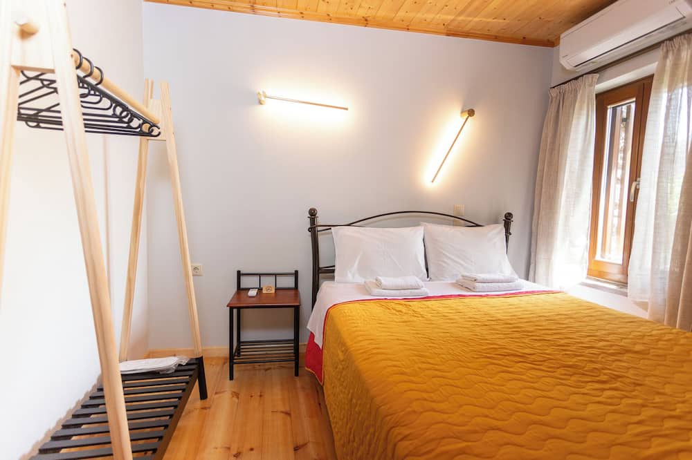 Nafpaktos Apartment | view, stone house, maisonette, elegant, beautiful, historic