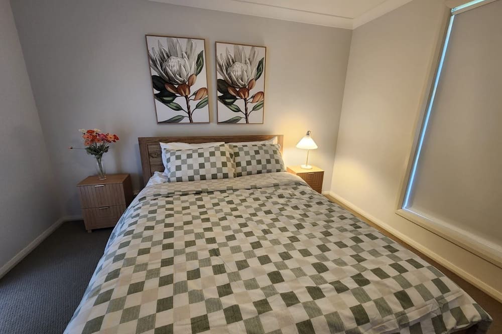Fletcher House | Modern 4 bedrooma house in Fletcher
