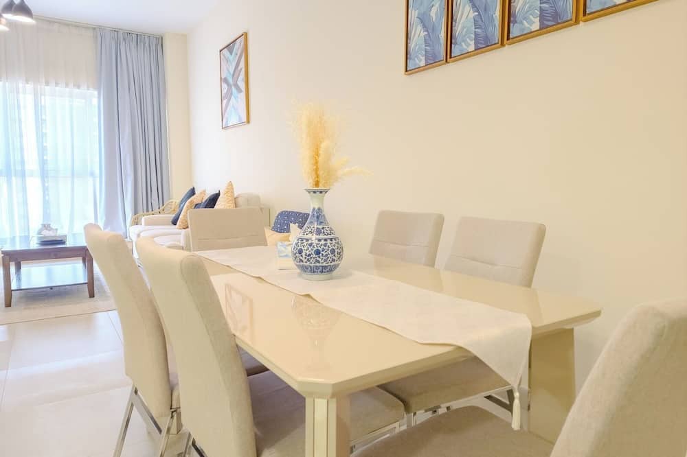 Abu Dhabi Apartment | Harf505 Large 1BHK in Abu Dhabi near ADNEC