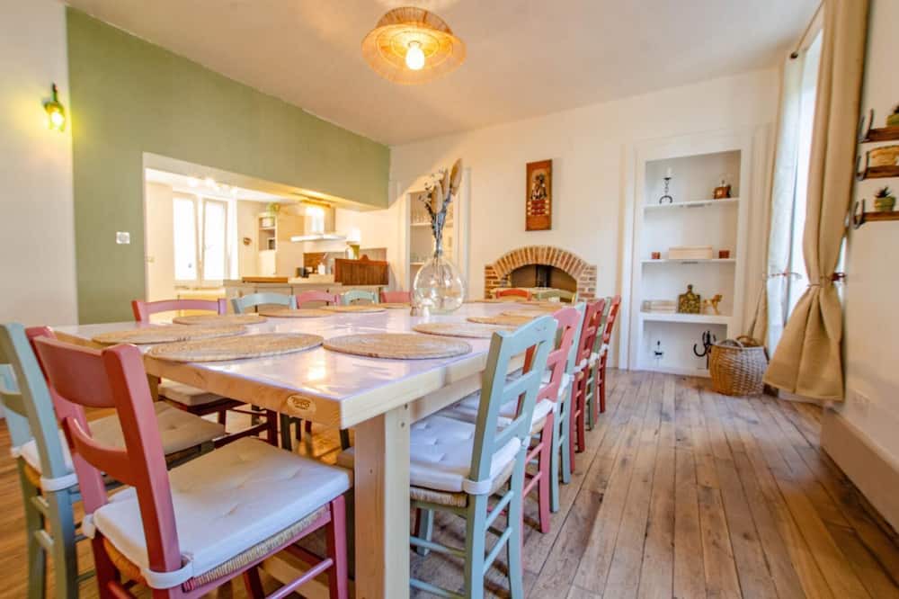 Loches-sur-Ource House | Les Crins du Vignoble