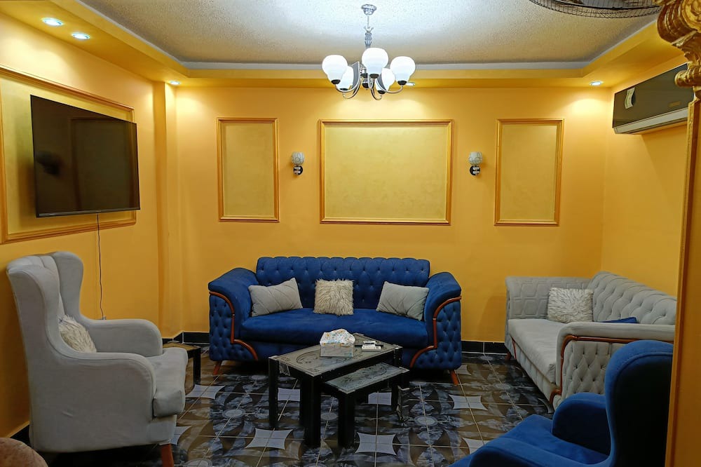 Al Duqqi Apartment | THE MESSAHA ROYALE