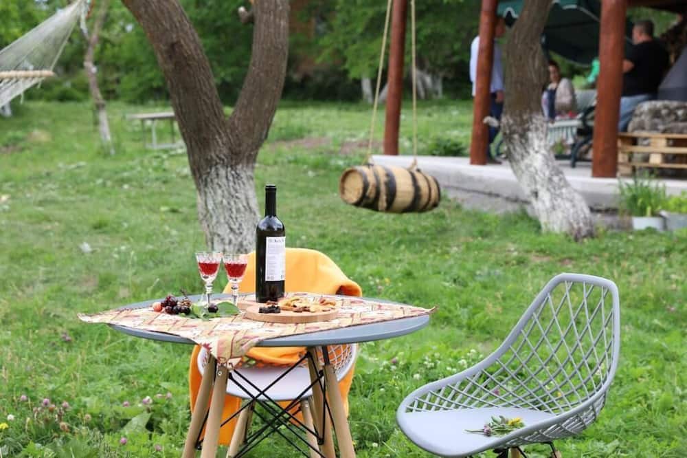 Aruch House | Toneh Guest House and Gastro-yard