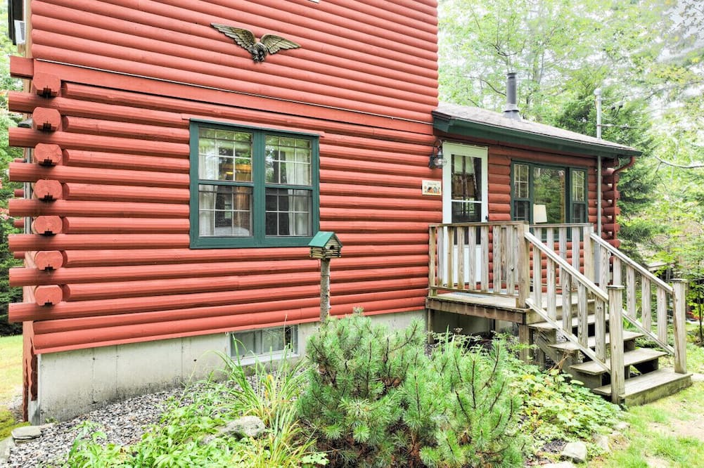 Boothbay Harbor House | Sprucewold Cabin | Tranquil Woodland Retreat + Private Beach Access