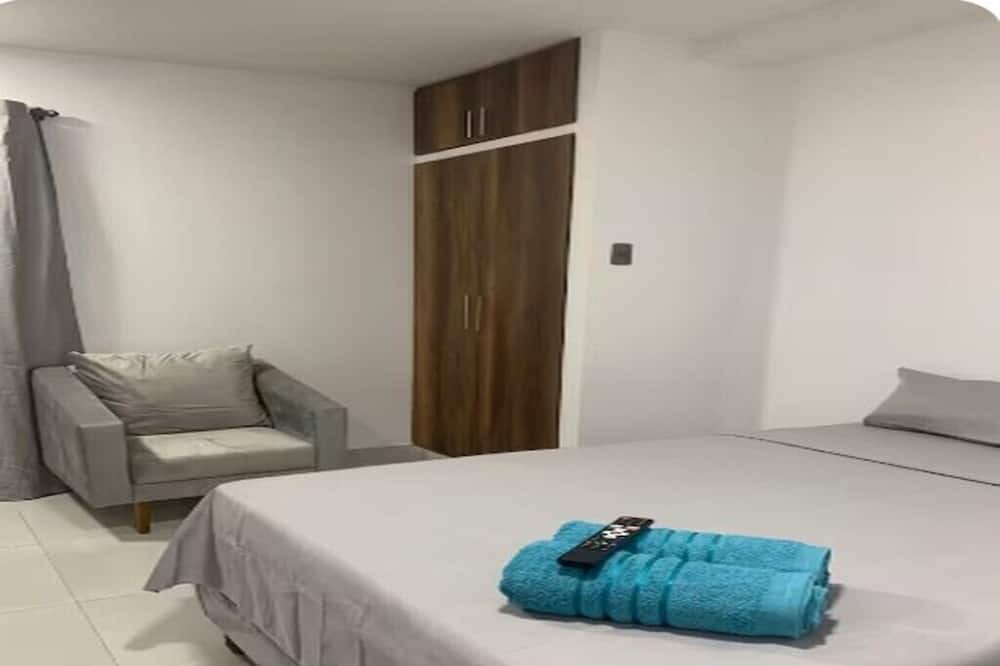 Guayaquil Apartment | Double Suite Near the Airport