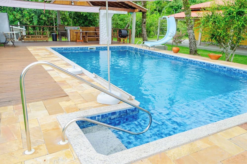 Centro House | Wonderful Country House in Itajaí