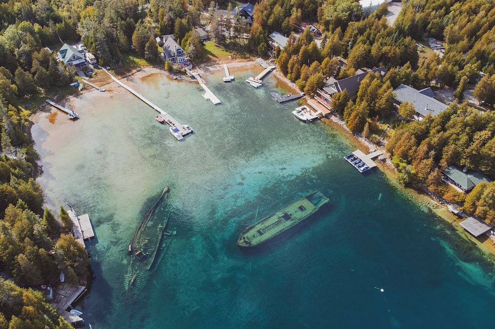 Tobermory Cottage | Sweepstakes Luxury Waterfront - Hot Tub & Tennis/Pickle Ball