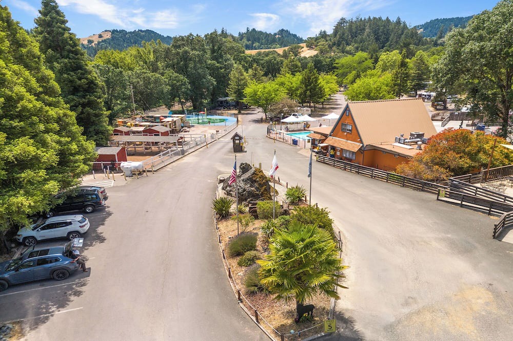 Willits Cabin | Mendocino Redwoods RV Resort