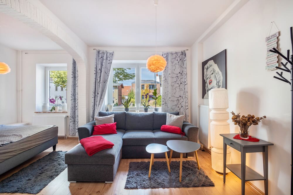 Huxtertor/Muhlentor/Gartnergasse Apartment | Apartment 'Tiny One' with Balcony and Wi-Fi