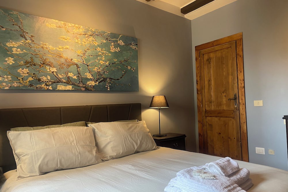 Genazzano Apartment | Colonna House a home in the historic center of Genazzano