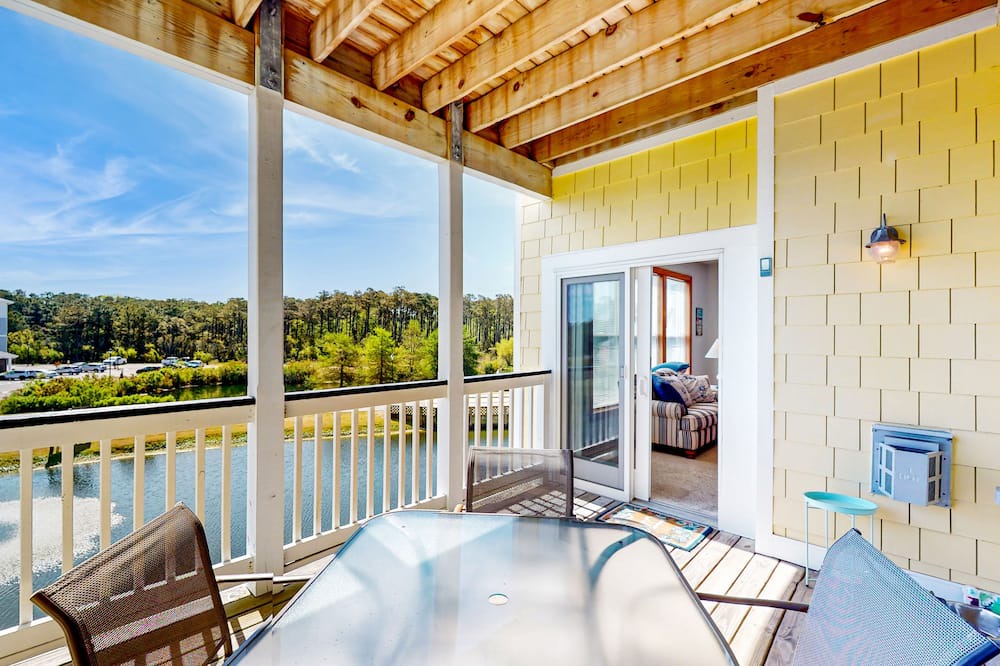 Bermuda Bay House | Dog-friendly water-view home with pool & balcony