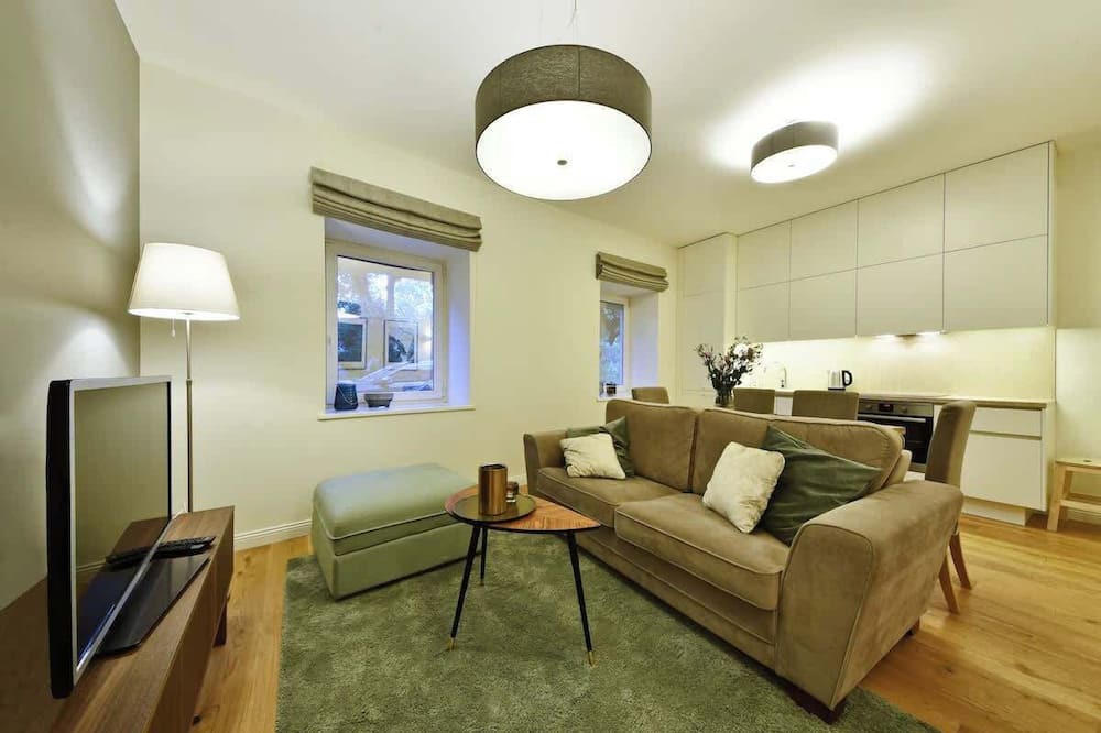 Old Town Apartment | Domillion 3bdr 2baths President Palace park. L419A