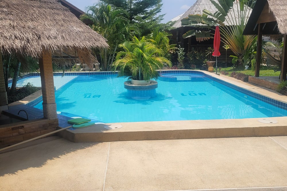 Si Chiang Mai Ski Chalet | Mistercheck paradise bungalows