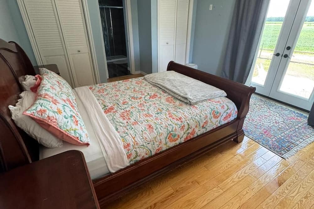 Langton Other | Pet-friendly farm stay with cozy rooms, open fields, and peaceful sunsets!