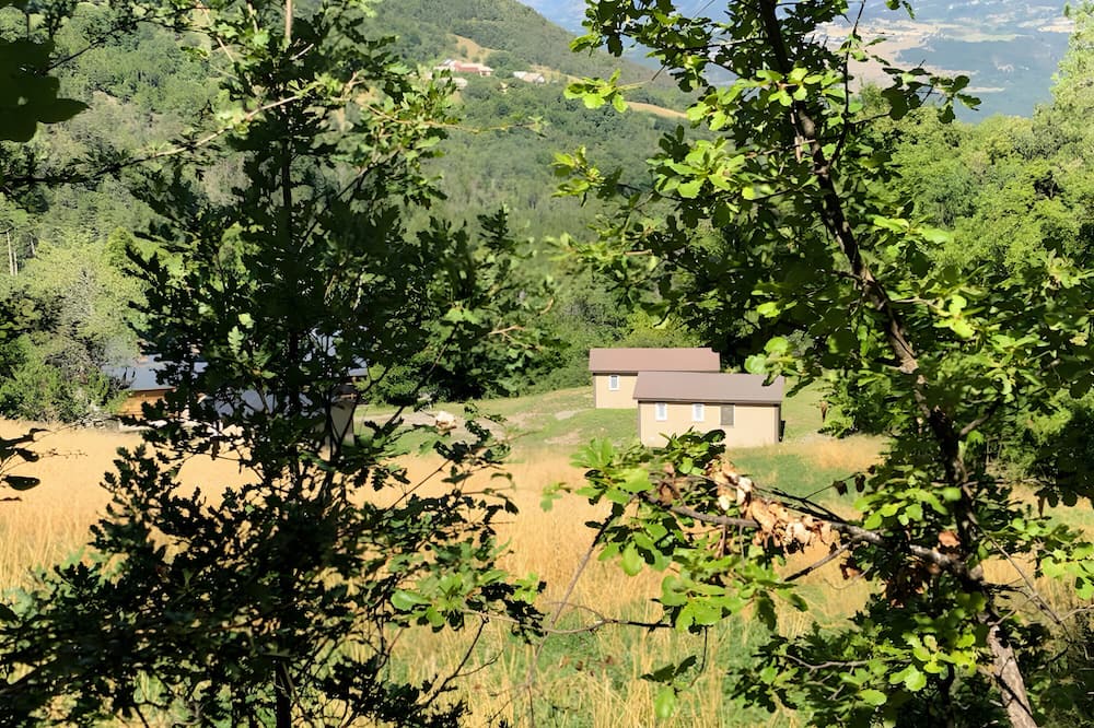 Les Sagnieres Cottage | Cottage "Marquisat Boscodon" with Mountain View, Wi-Fi and Air Conditioning