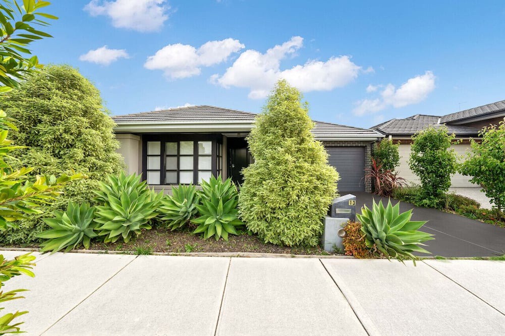 Berwick Villa | Happy Cozy Convenient 4BR, Breezy, Near Mall, Park