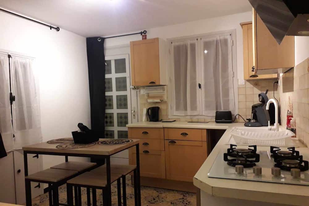 Saint-Julien-en-Saint-Alban Apartment | T2 in charming Ardèchois village