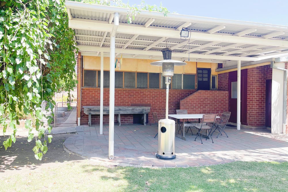 Wagga Wagga House | Donnelly's Delight - 2 Donnelly Avenue