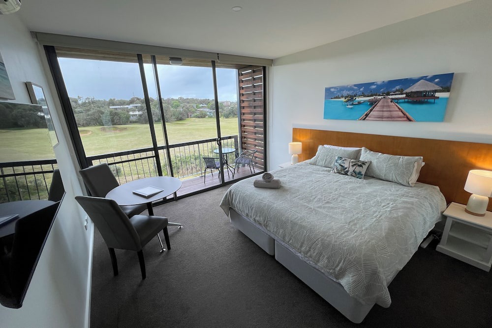 Fingal Resort | Coastal Cove Suite with balcony and heated pool - close to hot springs.