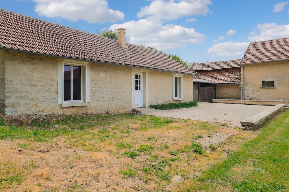 Monthenault House | 2 bedroom stunning home in Monthenault
