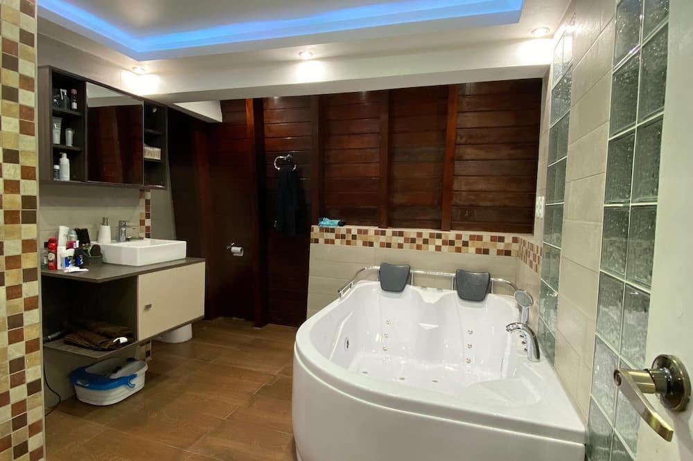 Hacienda Monjas House | Vista & Relax House a few kilometers from the historic center of Quito.