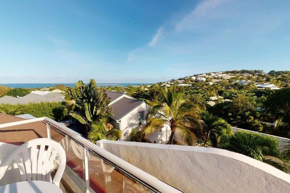 French Cul de Sac Apartment | Mango Loft with jacuzzi and view