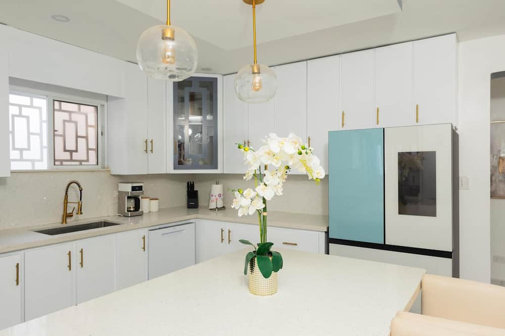 Villa Vasquez House | Beautiful 3-bedroom house with AC in Villa Vasquez Dominican republic