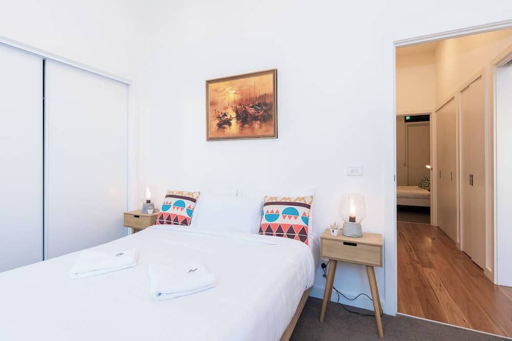 Flemington Apartment | Amazing Space to Unwind
