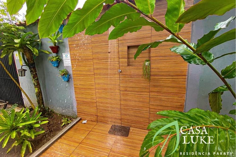 Mambucaba Ski Chalet | Private beach chalet in Paraty