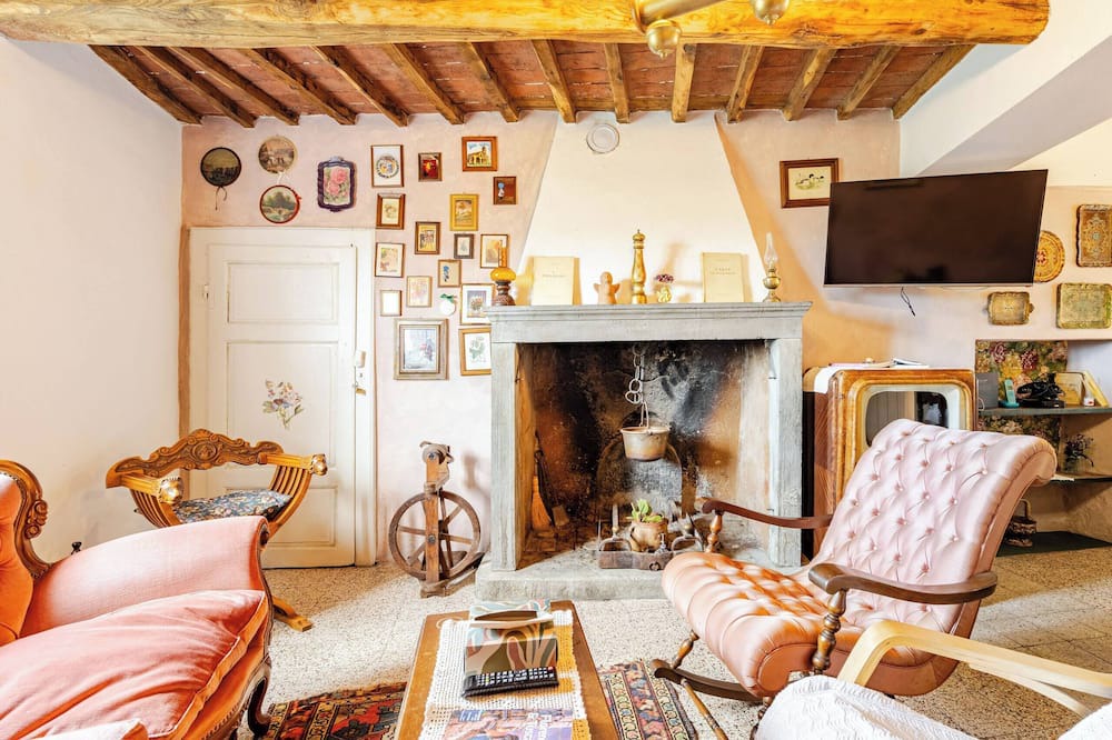 Lanciole House | House with 5 bedrooms, garden, pets allowed