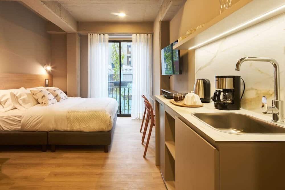 Financial District Apartment | Modern Comfort in Central Bogotá