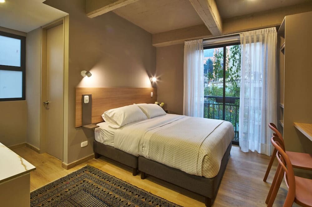 Financial District Apartment | Quiet Comfort with City Access – Chapinero Stay