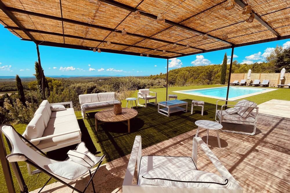 Flayosc Villa | La Bastide des Risples, 6 rooms, large swimming pool, panoramic view