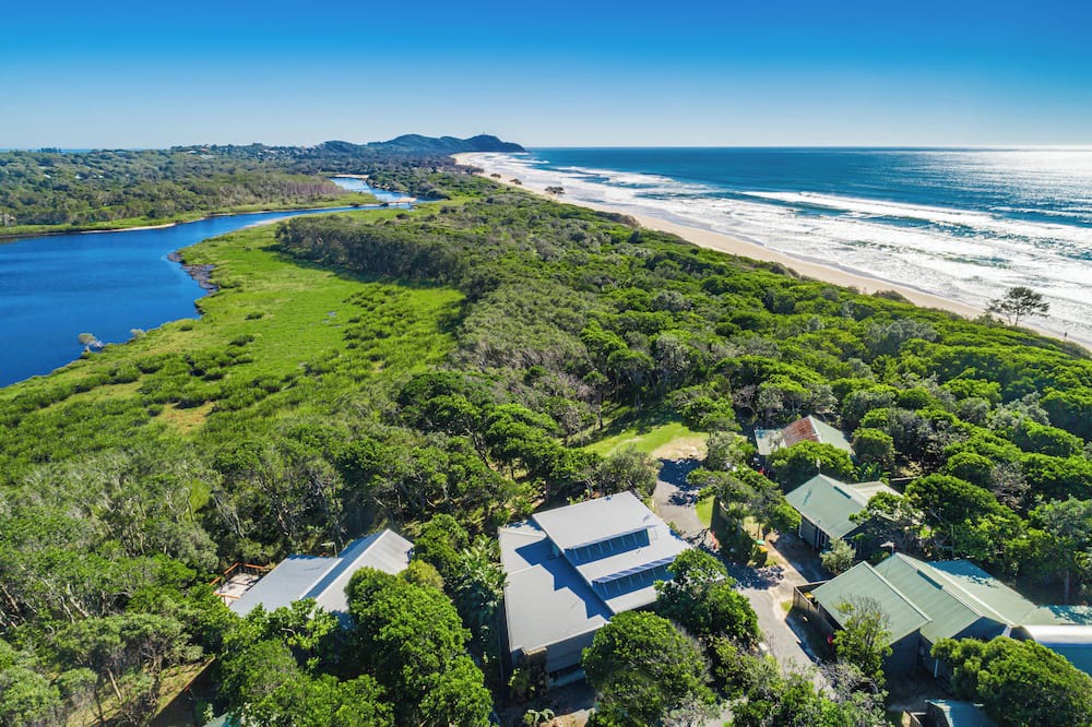 Suffolk Park Cottage | #13 Tallow Sands - Lakeview