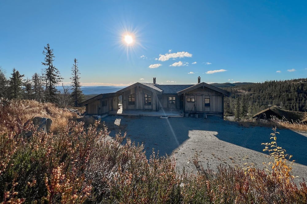 Kroderen House | Stunning home in Noresund with sauna