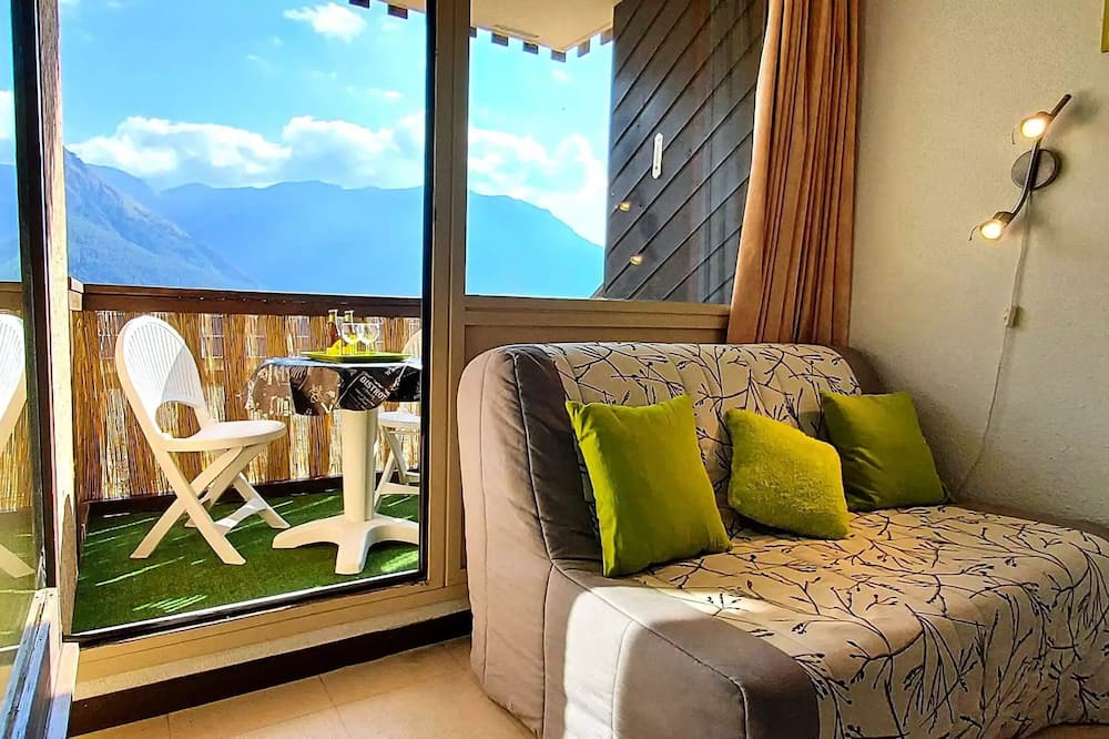 Reallon Apartment | Relais Residence - Apartment 6 sleeping accommodations mountain view in Réallon