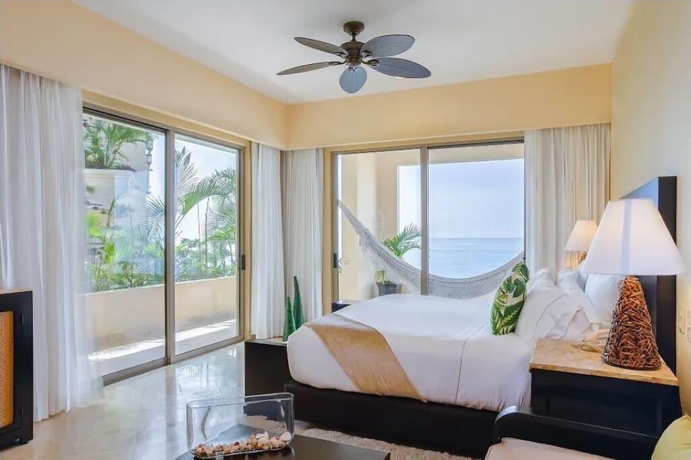 Puerto Juarez Villa | Chic 3 bedroom Suite at Garza Blanca Resort & Spa Cancun