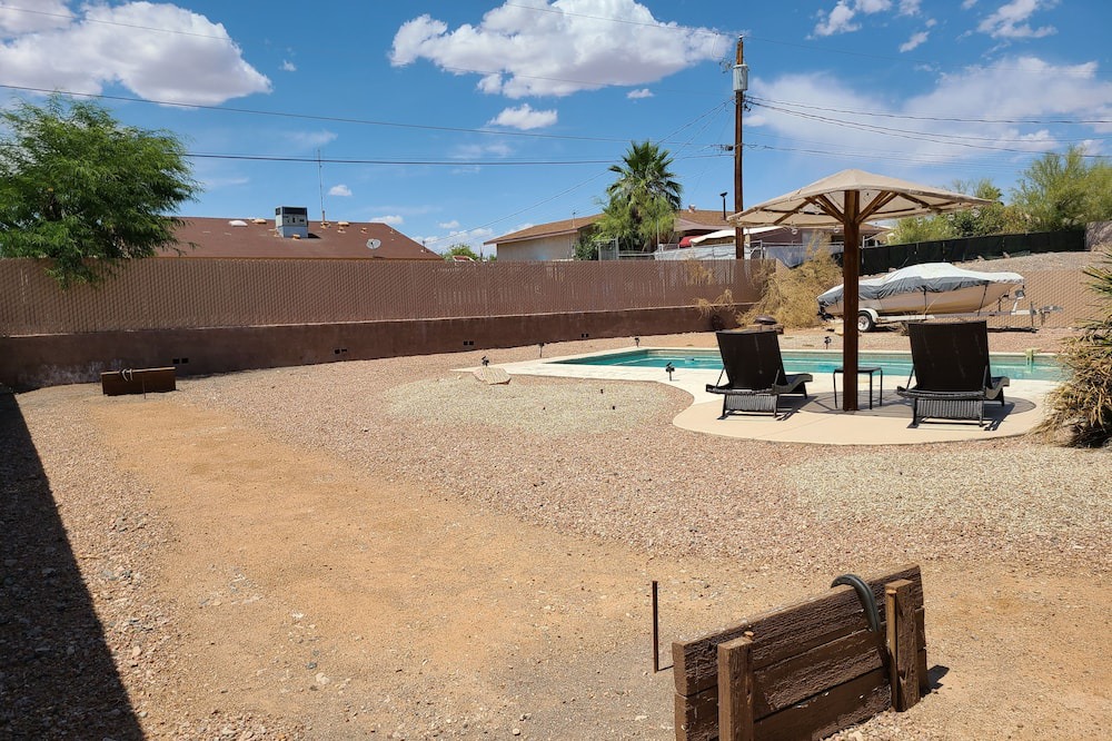 Lake Havasu City House | Charming 3-bedroom house with AC and WiFi in enchanting Lake Havasu City