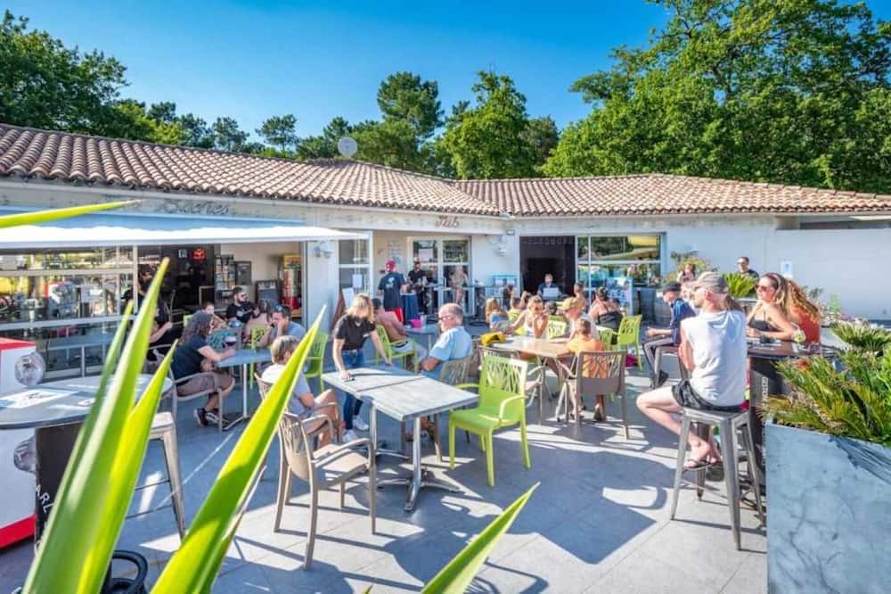 Saint-Hilaire-de-Riez Cabin | Cabane 4 étoiles - Piscine - efbded