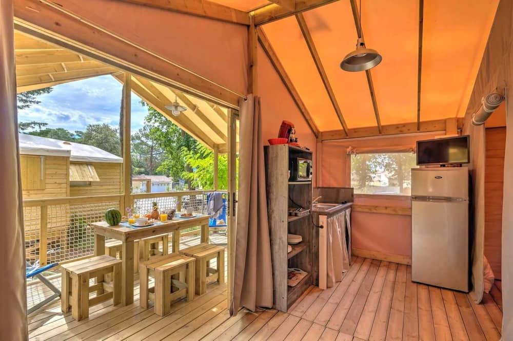 Saint-Hilaire-de-Riez Cabin | Cabane 4 étoiles - Piscine - efbdec
