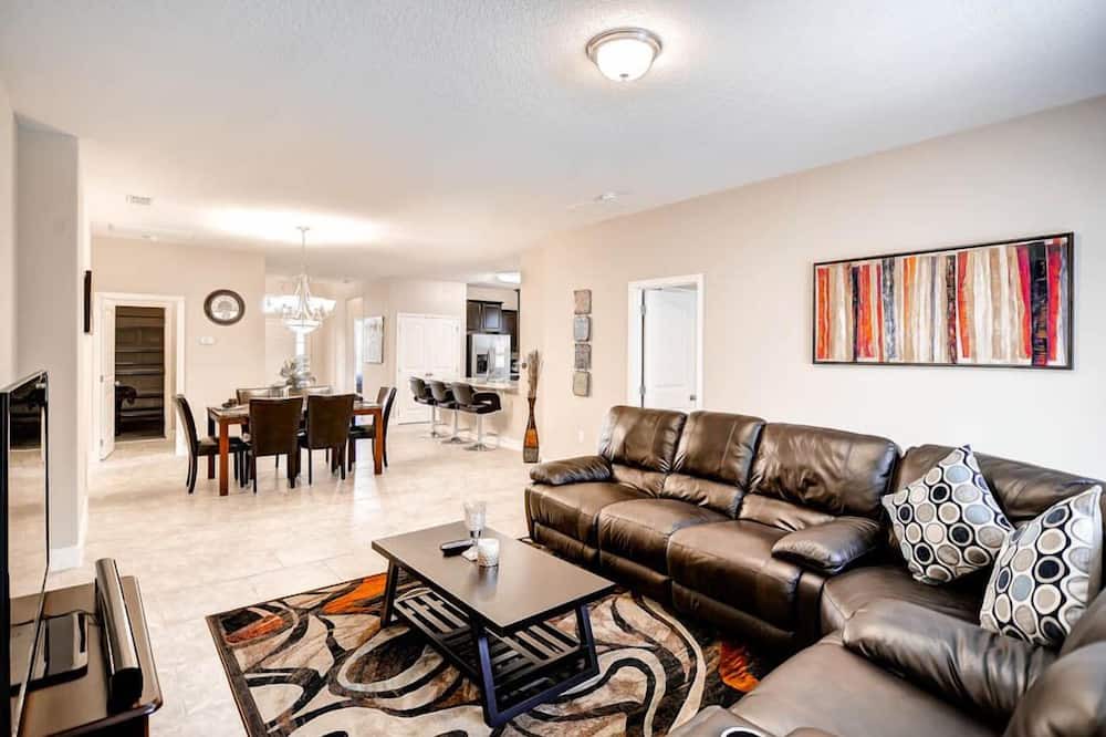 Loughman House | Pool Home Great Location Close to Disney-4329AC