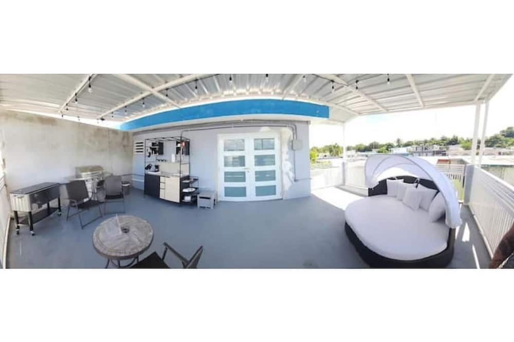 Hoyo Mulas House | Charming 2-bedroom house with WiFi, AC in wonderful Carolina