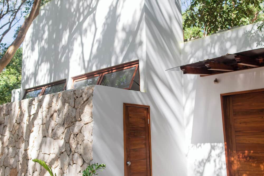 Chichimila Apartment | Baalamkaab Studio Tucan with private pool