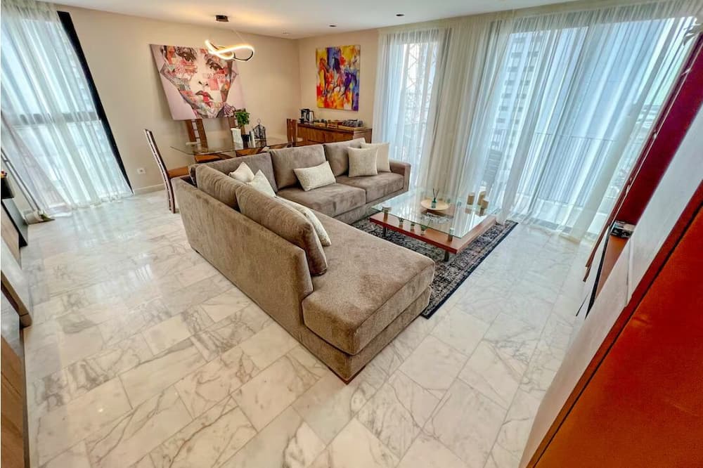 Casablanca City Center Apartment | Luxury Art Apartment in the center of Casablanca