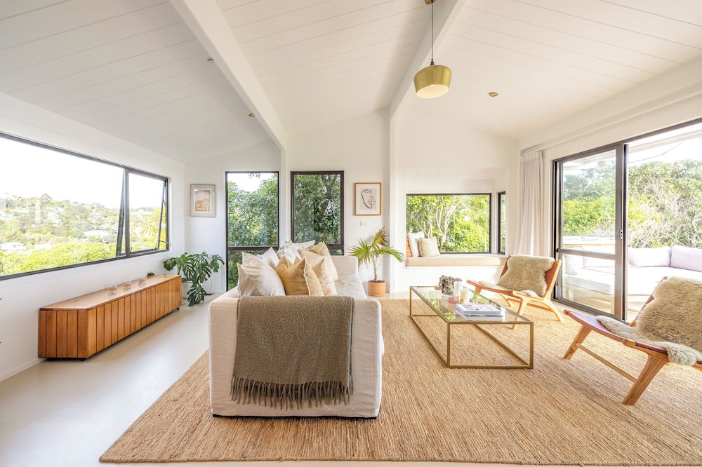 Waiheke Island House | Waterfront Sanctuary, Oneroa - Now open for Christmas and New Year booking!
